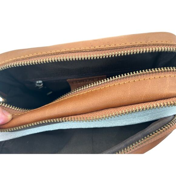 Stylish Contacts Genuine Leather Messenger Bag Perfect for Everyday Adventures! - Picture 11 of 11
